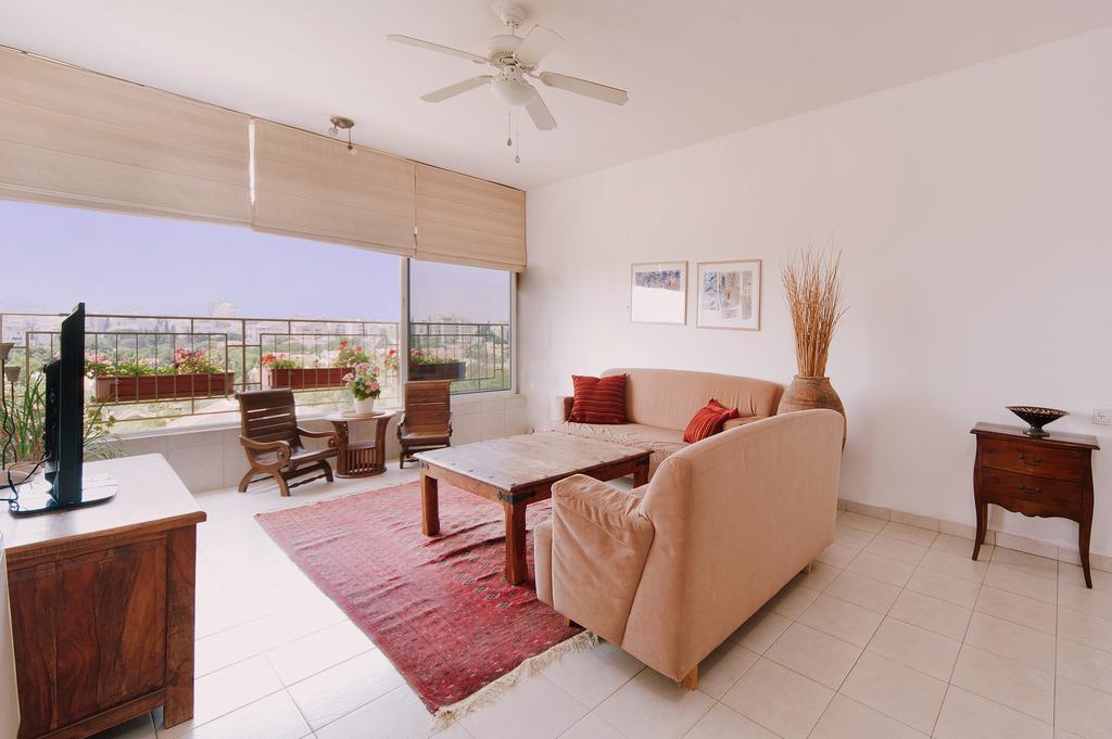 Kfar Saba View Apartment Rum bild
