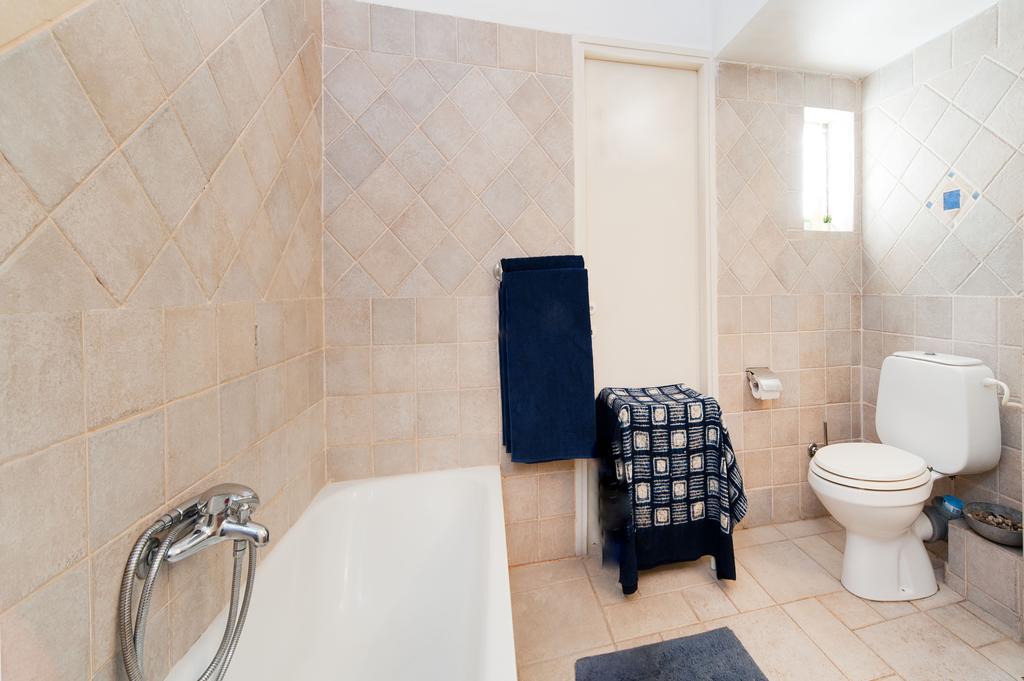 Kfar Saba View Apartment Rum bild